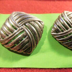 VINTAGE SILVER TONE SQUARE BASKET WEAVE PIERCED EARRINGS